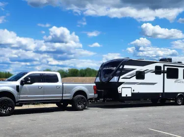 2023 Grand Design Imagine 3250 Bunkhouse 2 Bedrooms Sleeps 9 Delivery!!!