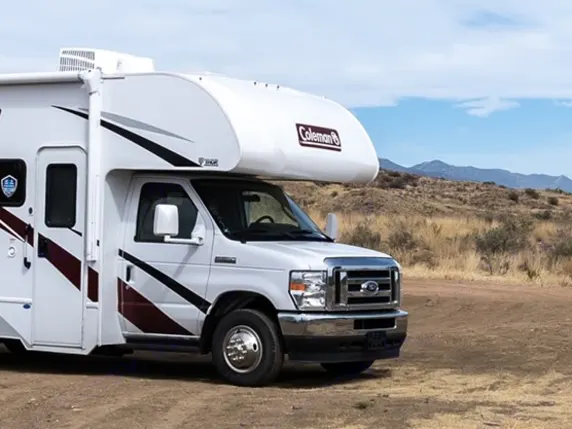 2023 Luxury Thor Coleman can sleep 10