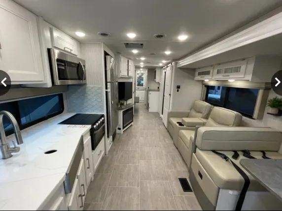 Coachmen Mirada, Your Dream Home on Wheels Awaits
