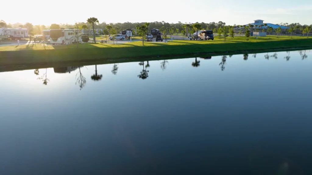 Top Reasons Travellers Choose Peaceful Lake